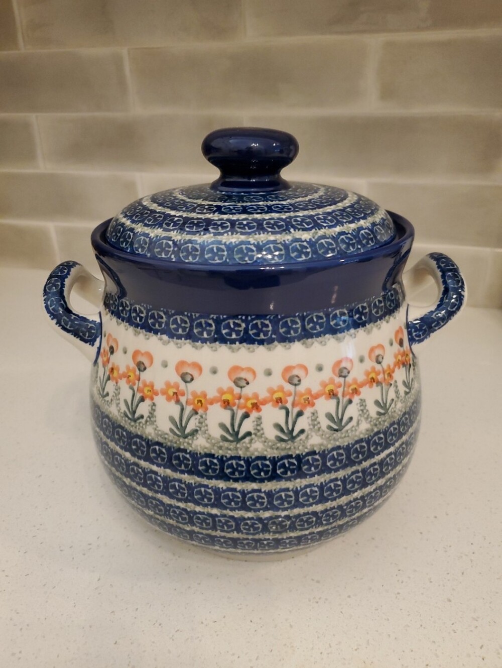 Polish Pottery Jar with Lid and Handles Peach Spring Daisy Pattern